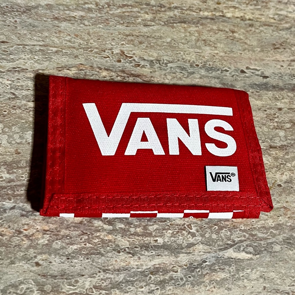 NWOT Vans Red & White Trifold Velcro Wallet with Checkered on the back